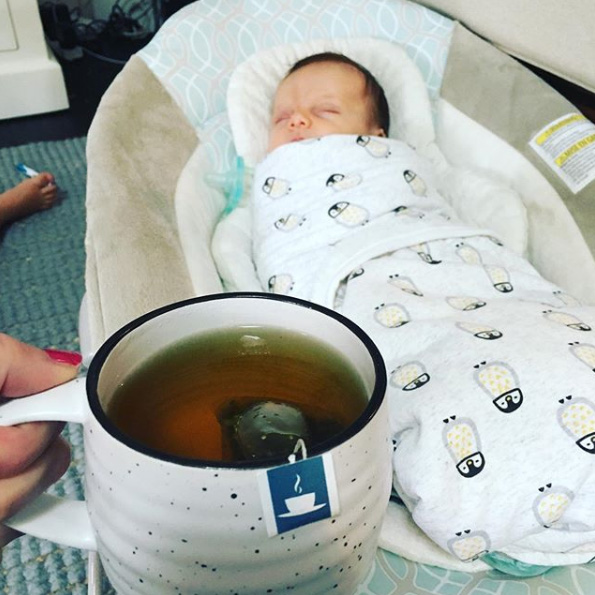 Chatting ‘Materni-Tea’ with Bethan Thomas, Co-Founder of Hot Tea Mama